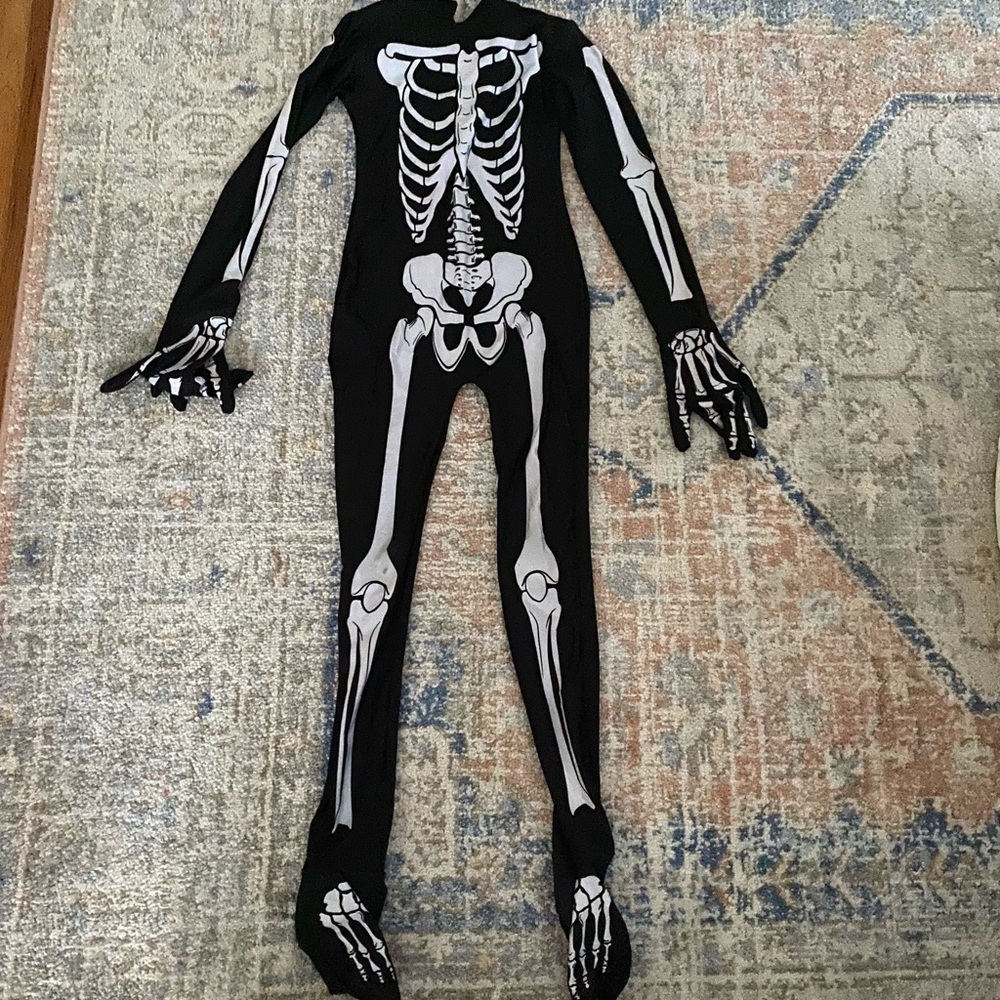 Child’s Skeleton Bodysuit Size 8